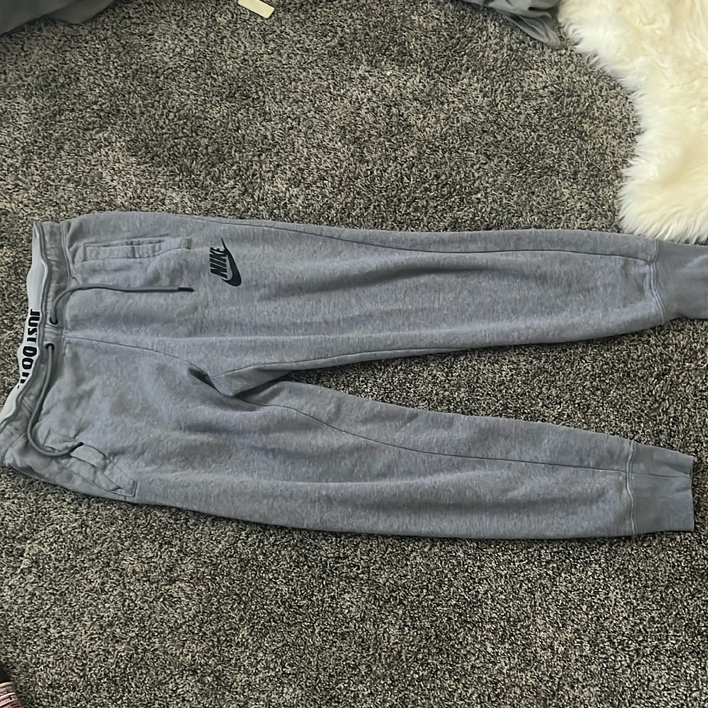 Nike grey sweatpants